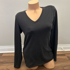 Carhartt Women's Black V-Neck Long Sleeve Top